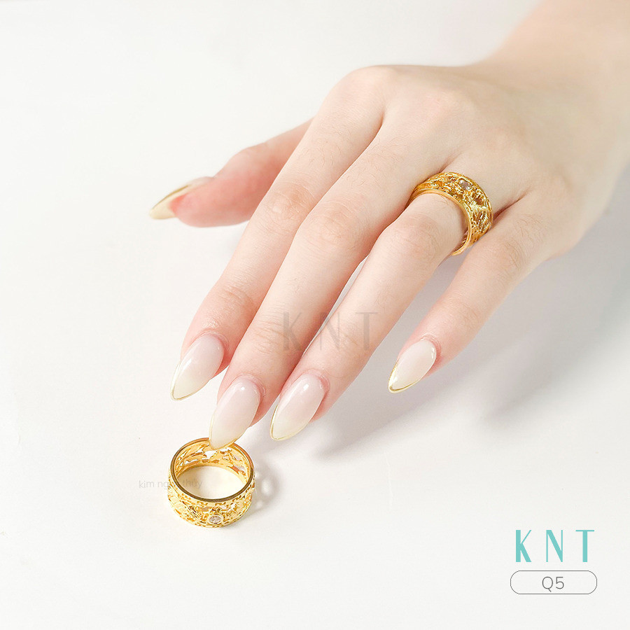 Nhẫn cưới rồng phụng Q5 phù hợp với cặp đôi yêu thích sự cá tính và cổ điển