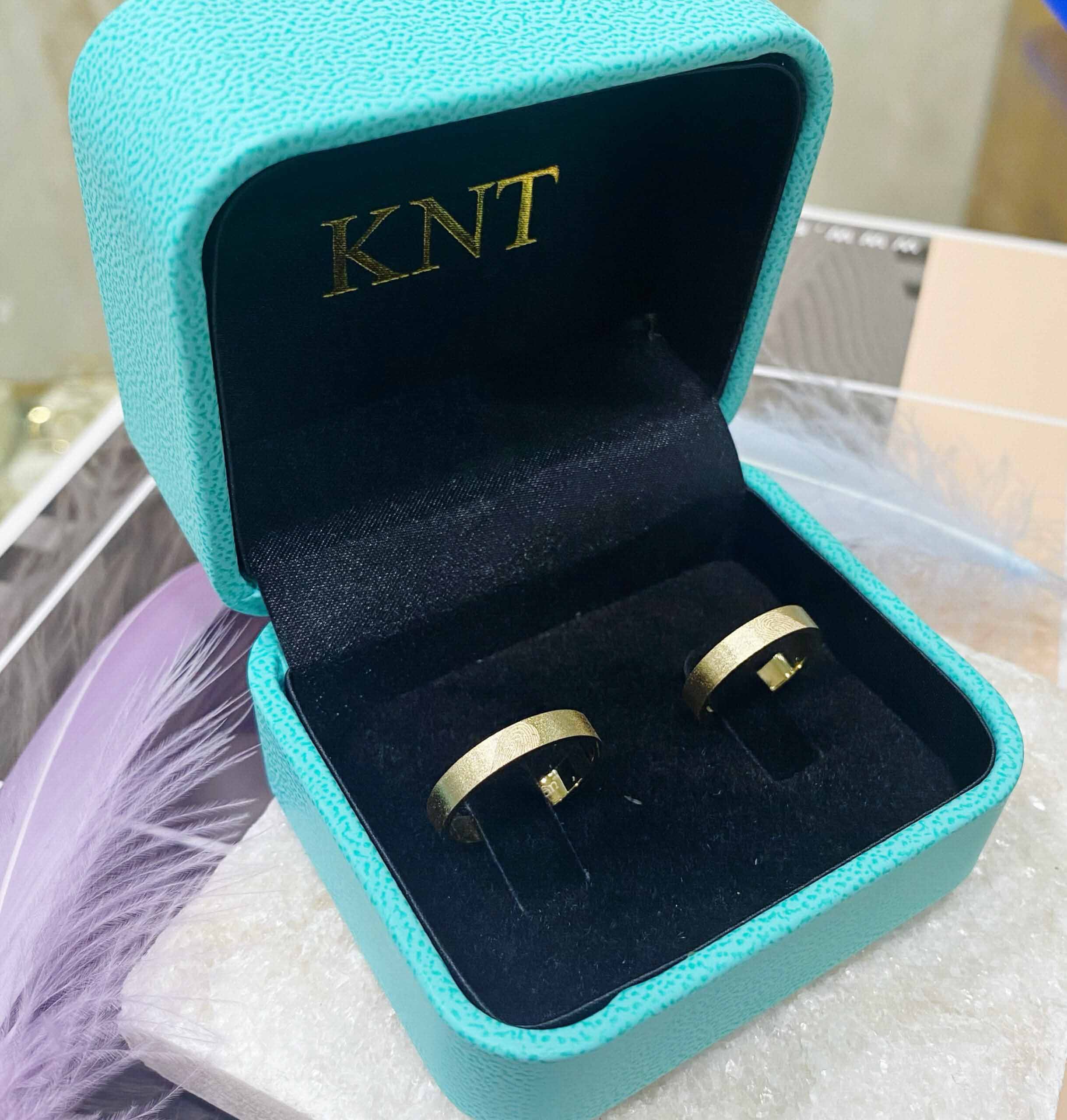 Nhẫn cưới khắc vân tay T5-4L bản nhẫn nhỏ thanh mãnh