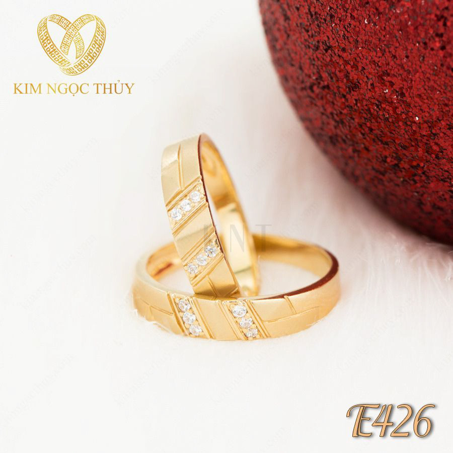 Nhẫn cưới E426 hoạ tiết chạm khắc độc đáo