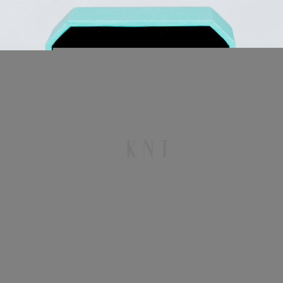 Nhẫn cưới F209 đính đá tinh xảo ở trung tâm