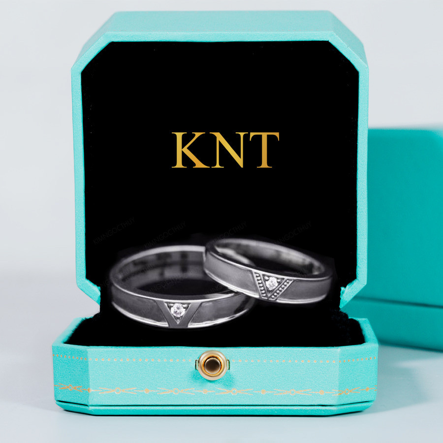 Nhẫn cưới E599 có thiết kế phù hợp cho cô dâu và chú rễ