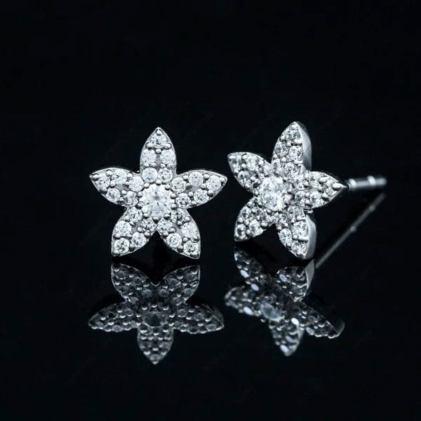 Bông tai B3 hình hoa năm cánh đính đá