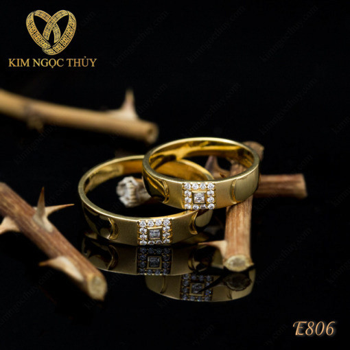 Nhẫn cưới E806 thể hiện tình yêu bền chặt của cặp đôi