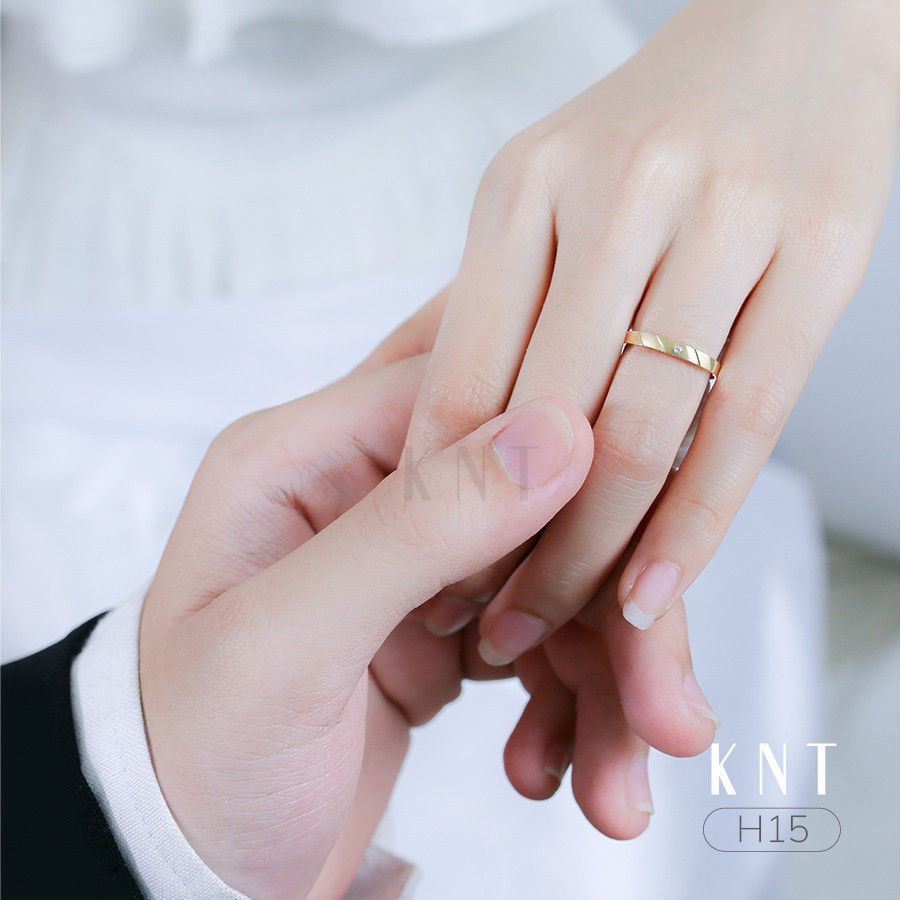 Nhẫn cưới H15 hoạ tiết vát chéo độc đáo