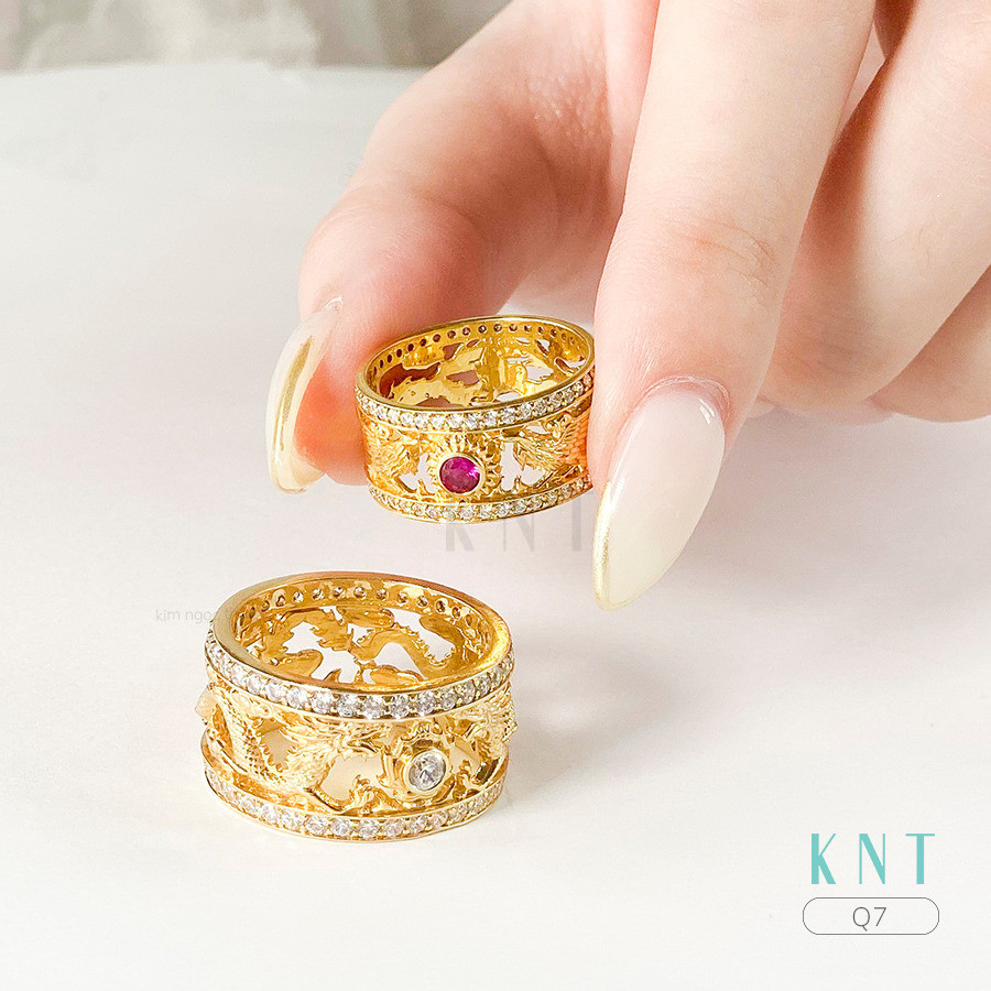 Nhẫn cưới rồng phụng Q7 bản nhẫn lớn, viền đá sang trọng