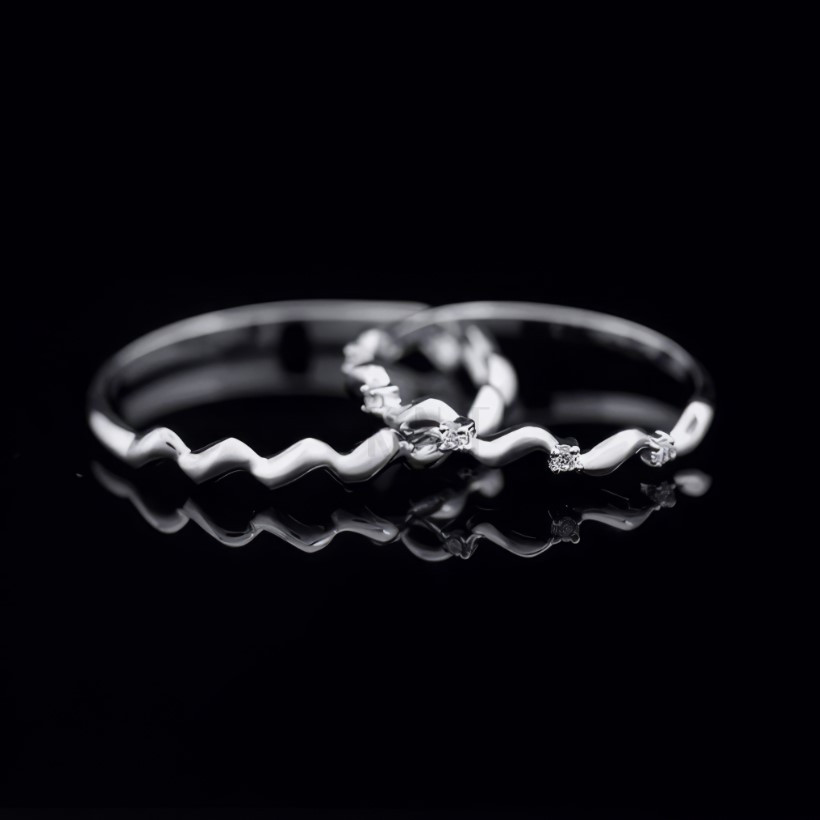 Nhẫn cặp vàng CV10 từ Kim Ngọc Thủy: Thiết kế độc đáo, mới lạ