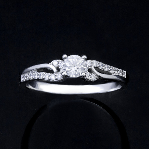 Nhẫn đính hôn R273 thiết kế uốn lượn tinh xảo