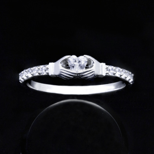 Nhẫn đính hôn R278 là món quà ý nghĩa cho ngày trọng đại