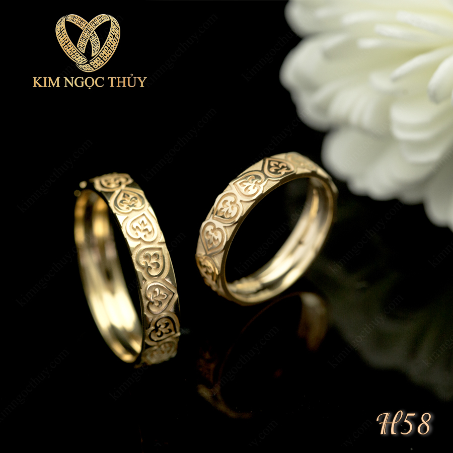 Một cặp nhẫn cưới vàng giá bao nhiêu tiền