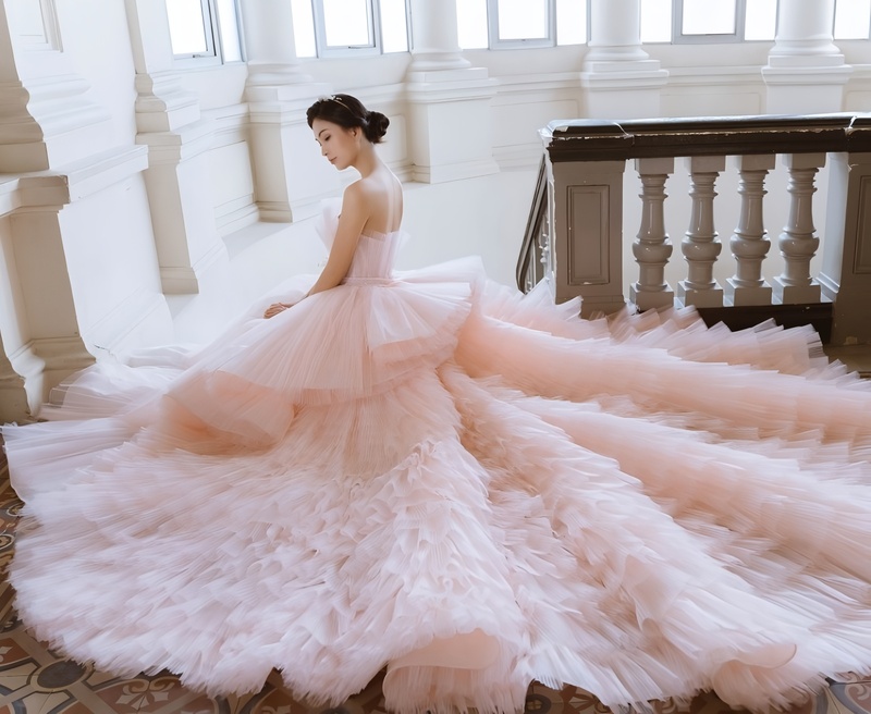 Váy cưới hồng ngọt ngào
