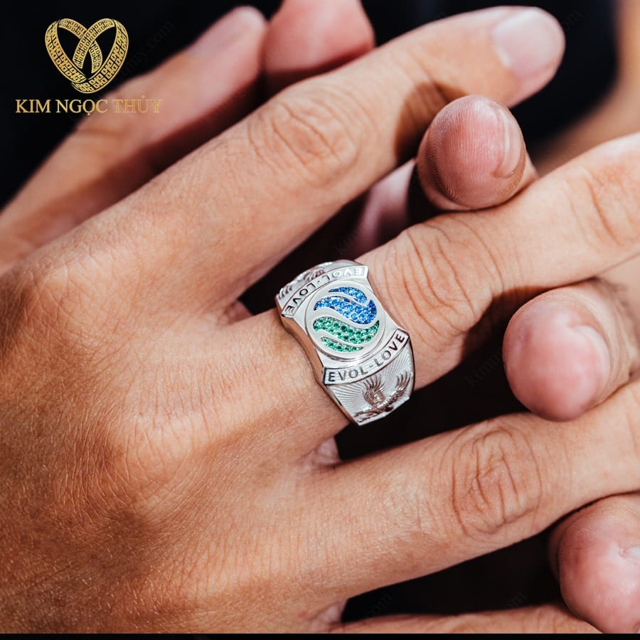 Nam nên đeo nhẫn ngón nào là đẹp nhất?