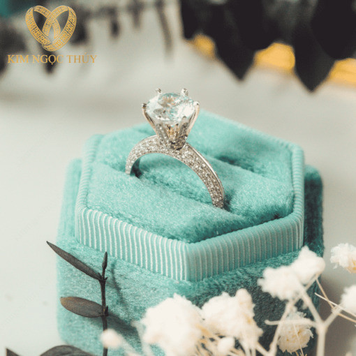 Nhẫn đính hôn DH31 là món quà ý nghĩa cho ngày trọng đại