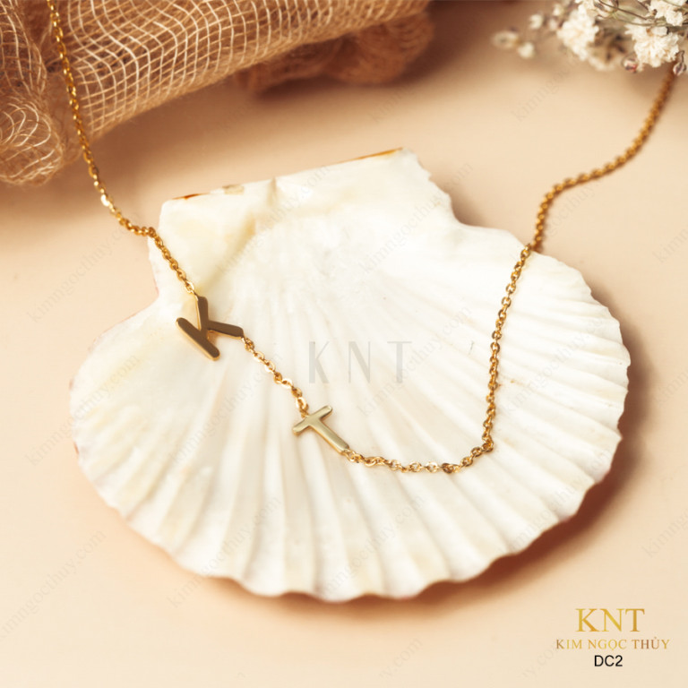 Dây chuyền Just For U DC2: Thiết kế theo tên riêng, thể hiện cá tính.