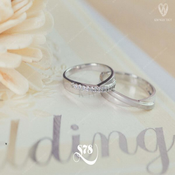 Nhẫn cưới S78 màu vàng trắng thanh lịch