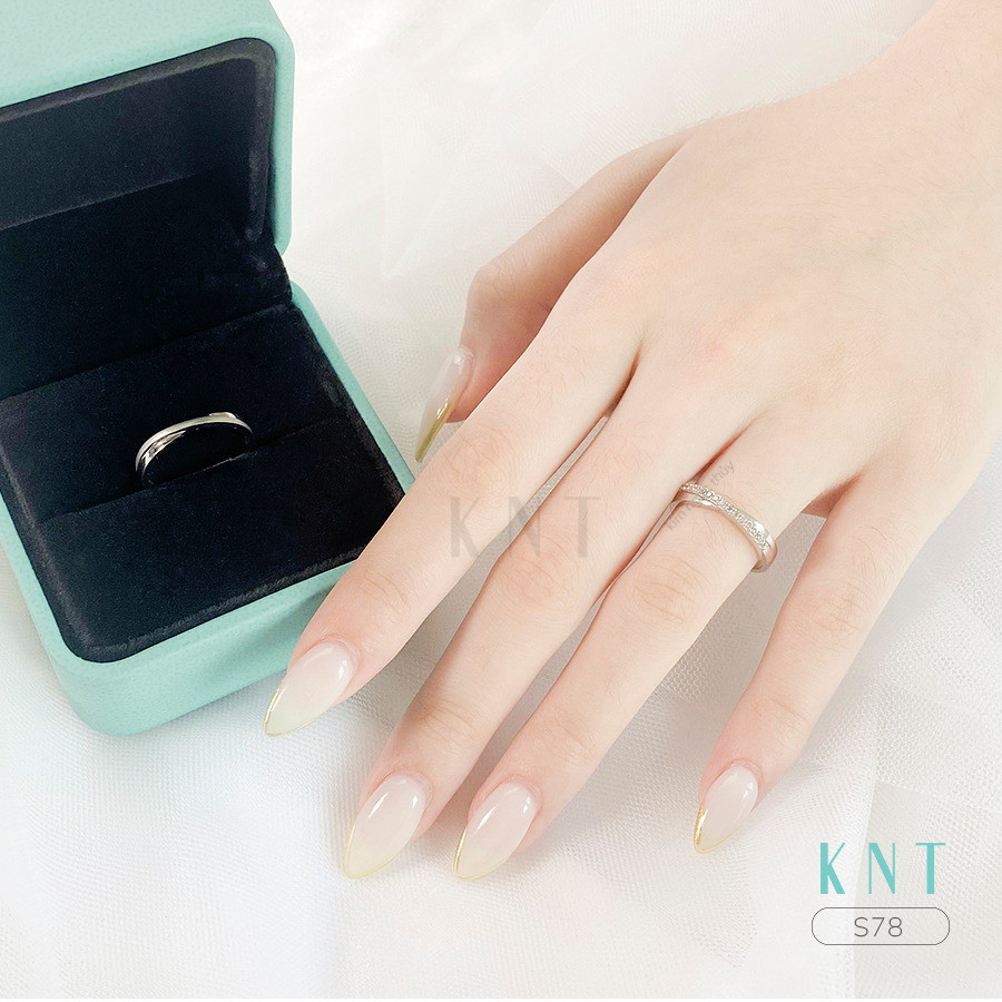 Nhẫn cưới S78 phù hợp với nhiều kiểu dáng tay