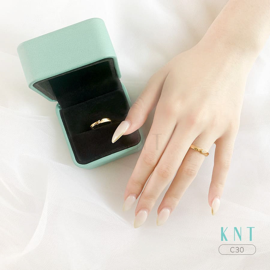 Nhẫn cưới C30 thiết kế đơn giản và hiện đại