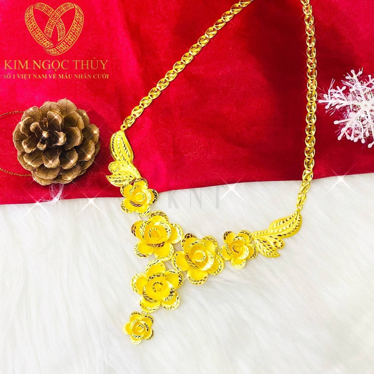 Dây chuyền hoa mai 1 lượng: Trang sức vàng sang trọng, thiết kế tinh xảo