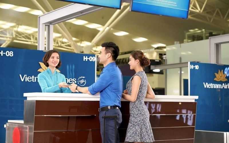 Trong trường hợp bạn mang theo vàng trang sức vượt quá 300g khi bay quốc tế cần tiến hành làm thủ tục