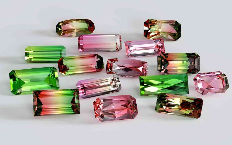 Tourmaline có màu sắc càng đậm, càng rực rỡ, càng hiếm thì càng có giá trị.