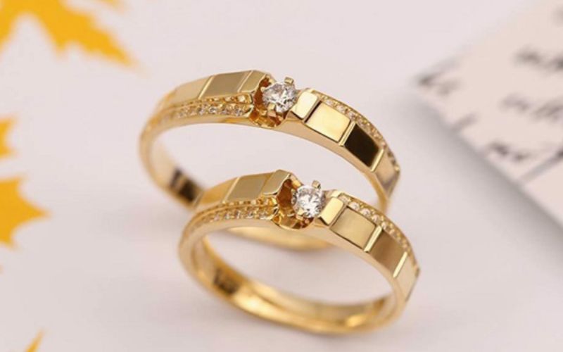 Giá vàng 14k cũng có thể bị ảnh hưởng khi giá các loại vàng khác như vàng 24k, vàng 18k tăng, giảm