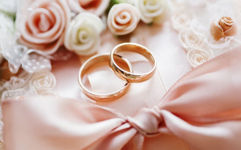 Nếu bạn thích màu hồng nhạt, vàng hồng 10K sẽ là lựa chọn tốt