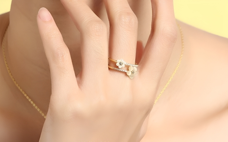 Phối trang sức sao cho hài hòa là rất quan trọng