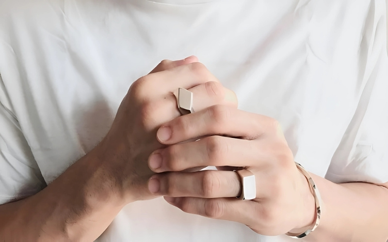 Nhẫn nam tinh tế: Điểm nhấn khẳng định gu thẩm mỹ và chất riêng