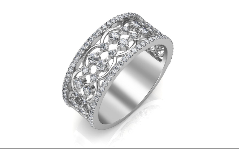 Cặp nhẫn cưới được xi mạ rhodium sáng bóng.