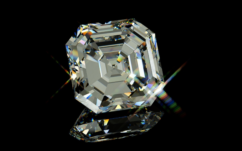 Kim cương giác cắt Asscher có hình dạng vuông với các góc được cắt vát tạo thành hình bát giác